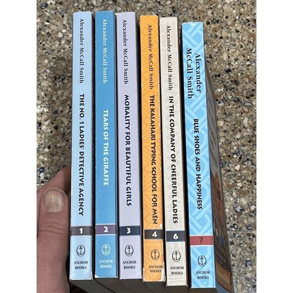 THE NO. 1 LADIES' DETECTIVE AGENCY BOOKS 1-4 6 7 Alexander McCall Smith 6 Books - Picture 1 of 2